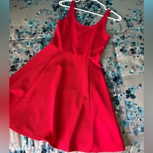 Vibrant red casual dress by DIVIDED, US 4